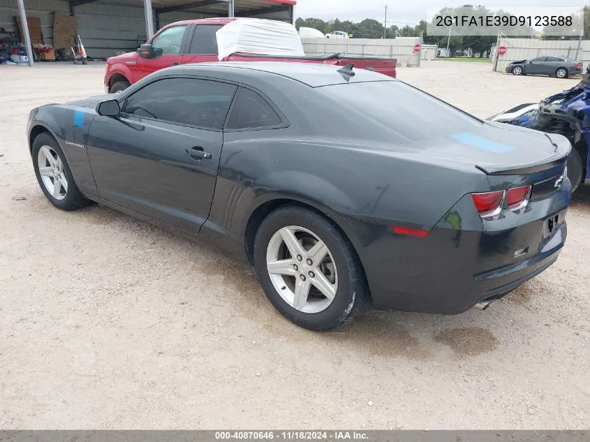 2013 Chevrolet Camaro 2Ls VIN: 2G1FA1E39D9123588 Lot: 40870646