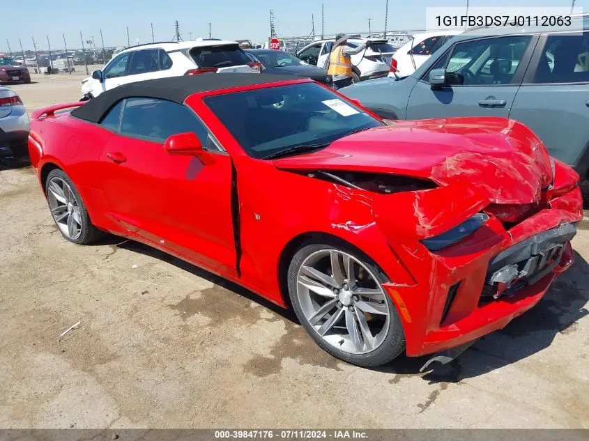 1G1FB3DS7J0112063 2018 Chevrolet Camaro 1Lt