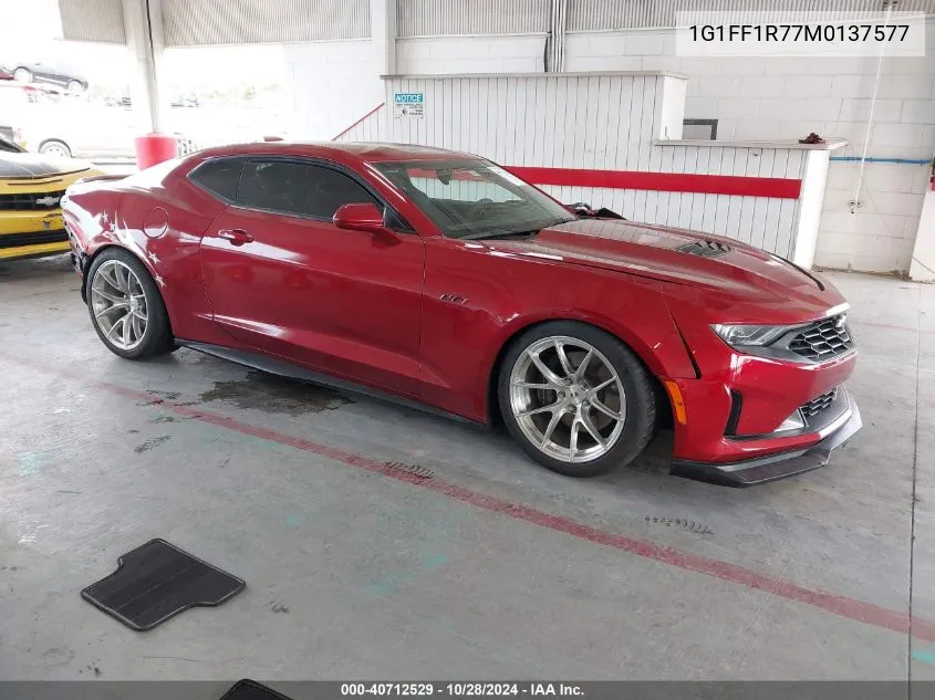 2021 Chevrolet Camaro Rwd Lt1 VIN: 1G1FF1R77M0137577 Lot: 40712529