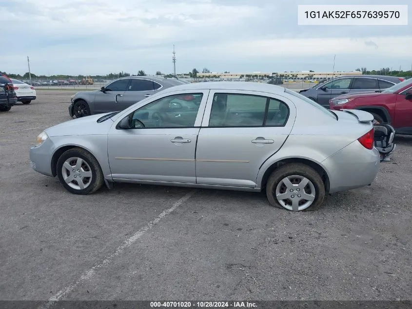 2005 Chevrolet Cobalt VIN: 1G1AK52F657639570 Lot: 40701020