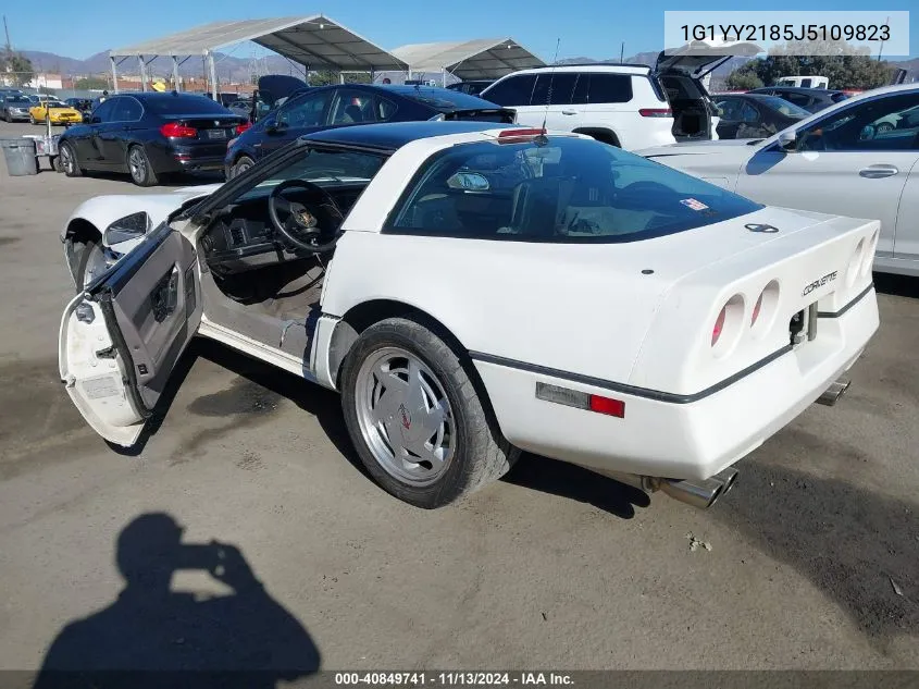 1988 Chevrolet Corvette VIN: 1G1YY2185J5109823 Lot: 40849741