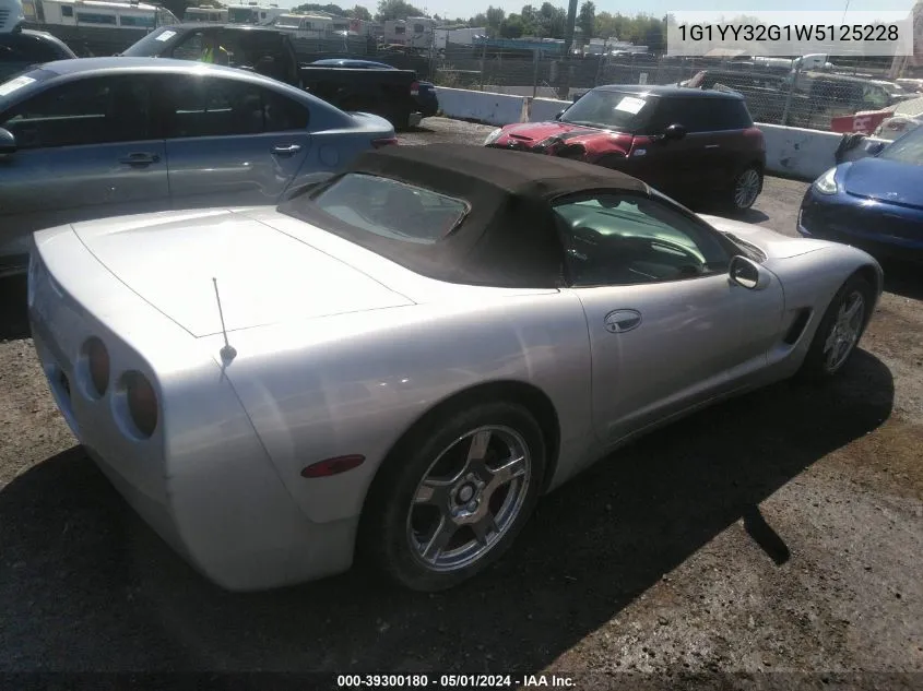 1G1YY32G1W5125228 1998 Chevrolet Corvette