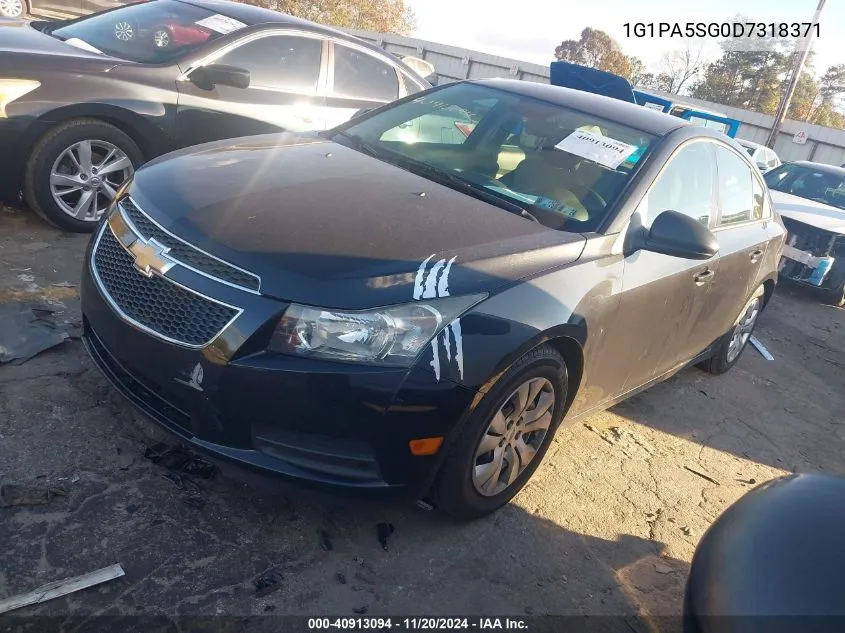 2013 Chevrolet Cruze Ls Auto VIN: 1G1PA5SG0D7318371 Lot: 40913094