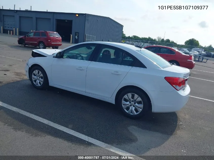 2016 Chevrolet Cruze Limited 1Lt Auto VIN: 1G1PE5SB1G7109377 Lot: 40001787