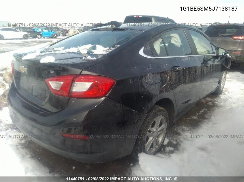 1G1BE5SM5J7138187 2018 Chevrolet Cruze Lt