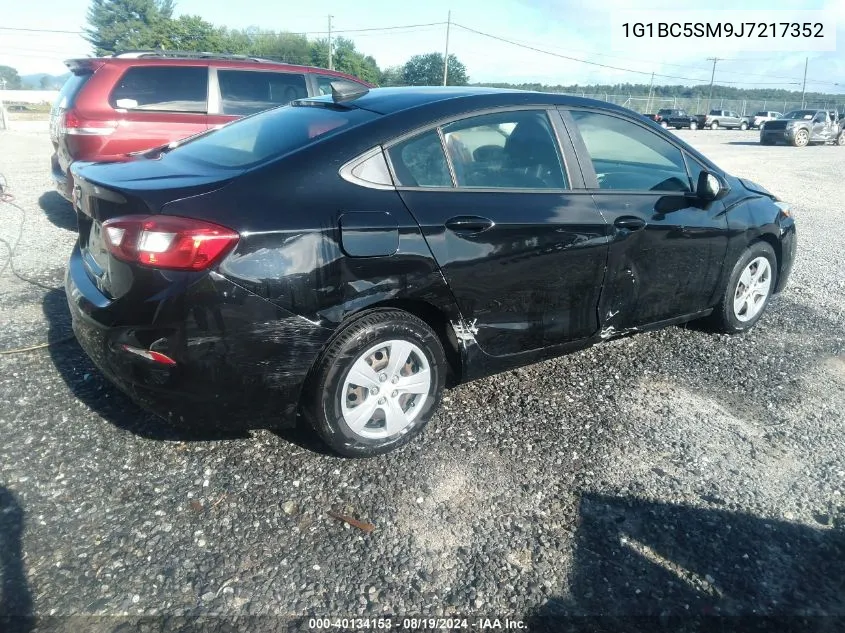 1G1BC5SM9J7217352 2018 Chevrolet Cruze Ls Auto