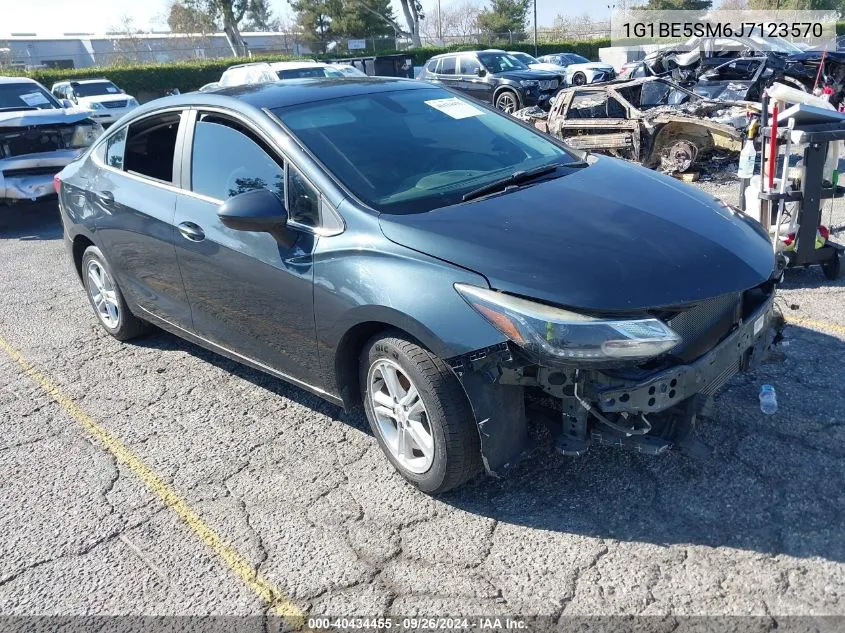 2018 Chevrolet Cruze Lt Auto VIN: 1G1BE5SM6J7123570 Lot: 40434455