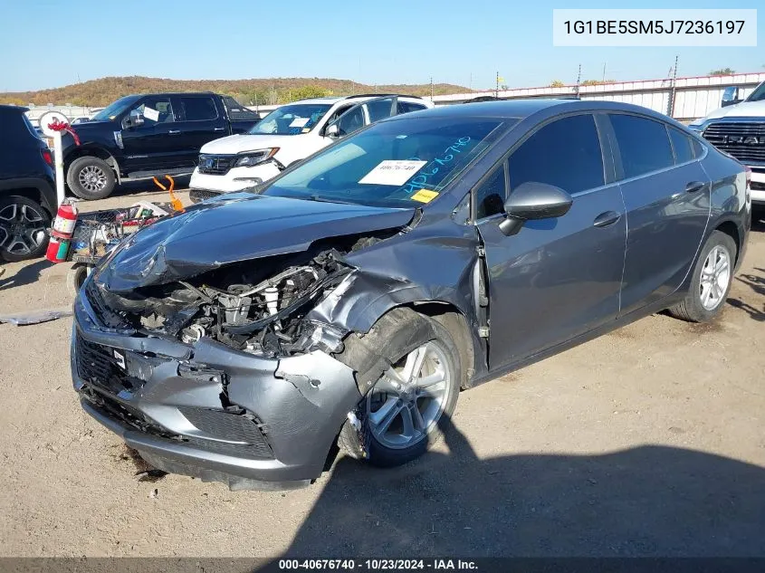 2018 Chevrolet Cruze Lt Auto VIN: 1G1BE5SM5J7236197 Lot: 40676740