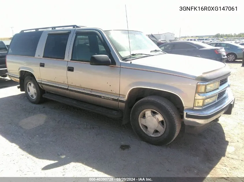 1999 Chevrolet Suburban 1500 Lt VIN: 3GNFK16R0XG147061 Lot: 40390728