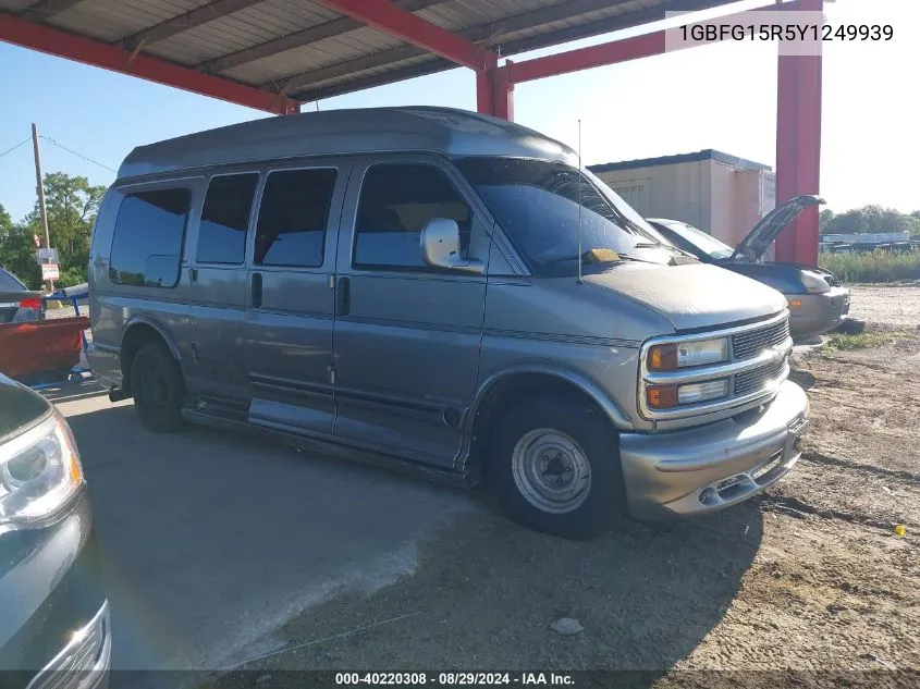 2000 Chevrolet Express Upfitter Pkg. VIN: 1GBFG15R5Y1249939 Lot: 40220308