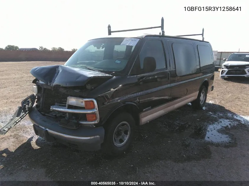 2000 Chevrolet Express Upfitter Pkg. VIN: 1GBFG15R3Y1258641 Lot: 40565035