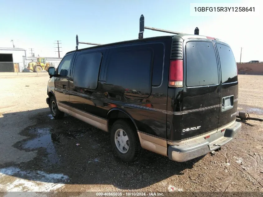 2000 Chevrolet Express Upfitter Pkg. VIN: 1GBFG15R3Y1258641 Lot: 40565035