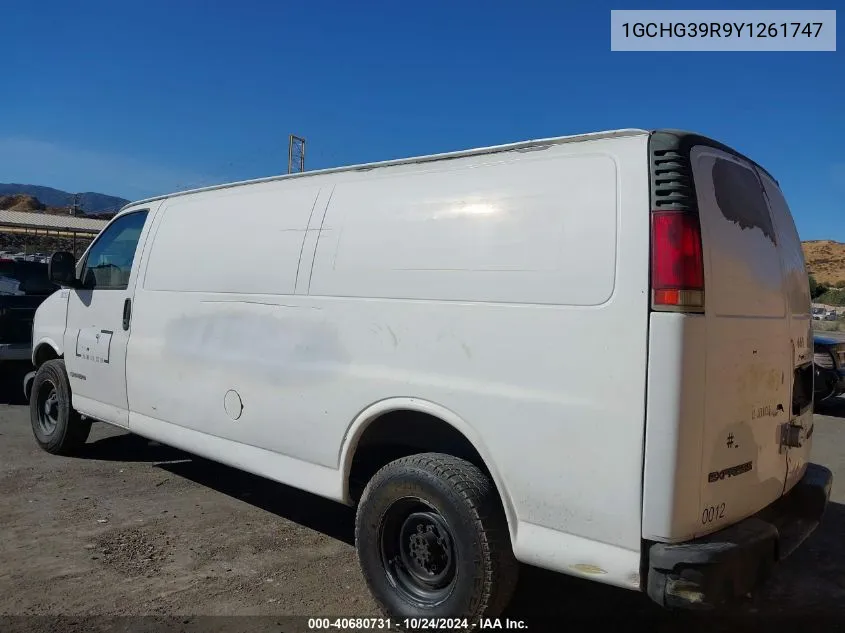 2000 Chevrolet Express VIN: 1GCHG39R9Y1261747 Lot: 40680731