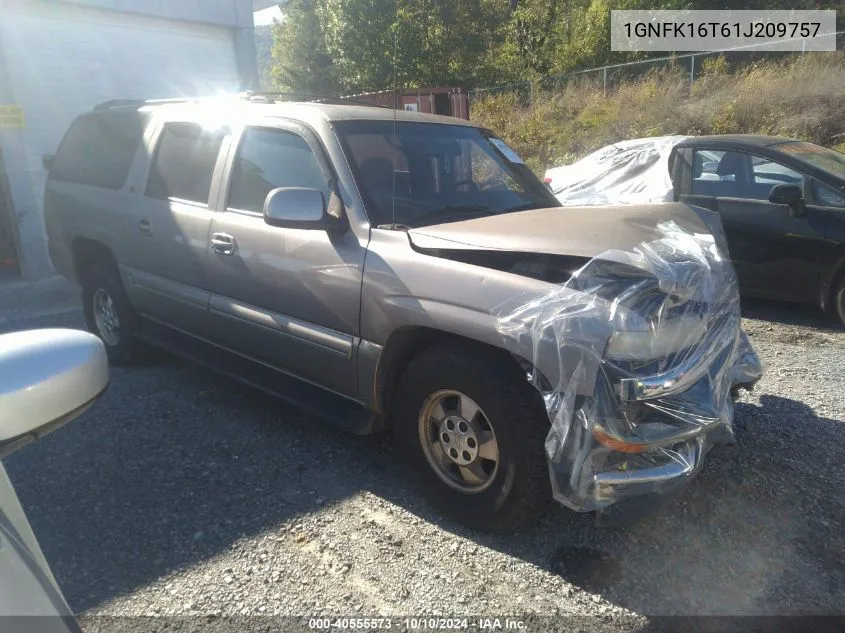 2001 Chevrolet Suburban 1500 Lt VIN: 1GNFK16T61J209757 Lot: 40555573