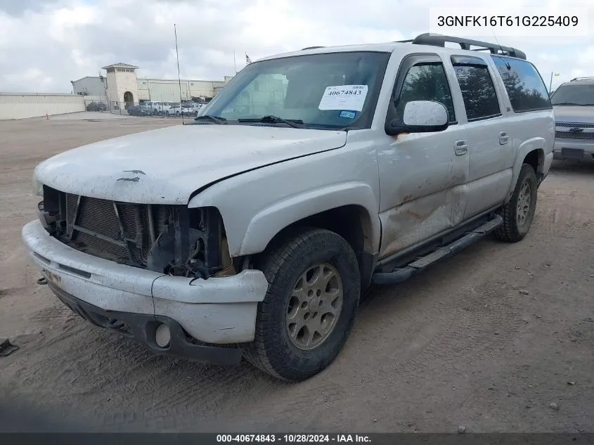 2001 Chevrolet Suburban 1500 K1500 VIN: 3GNFK16T61G225409 Lot: 40674843