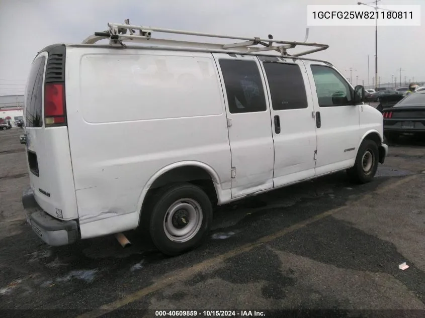 2002 Chevrolet Express VIN: 1GCFG25W821180811 Lot: 40609859