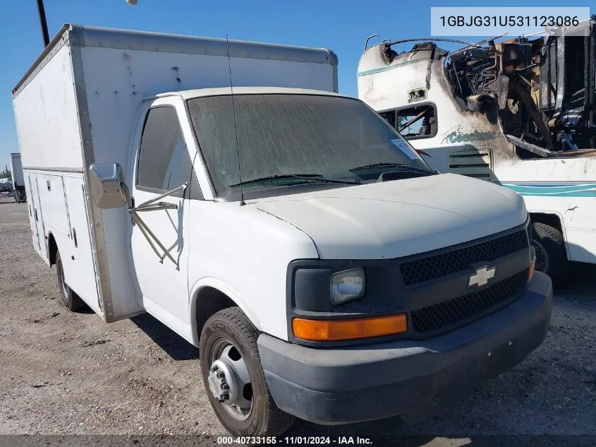 2003 Chevrolet Express Cutaway Base W/C7L/C7N VIN: 1GBJG31U531123086 Lot: 40733155