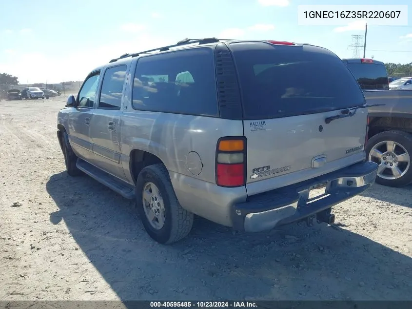 2005 Chevrolet Suburban 1500 Lt VIN: 1GNEC16Z35R220607 Lot: 40595485