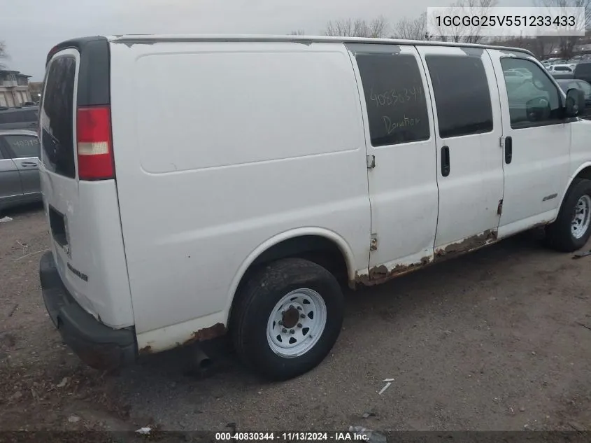 2005 Chevrolet Express VIN: 1GCGG25V551233433 Lot: 40830344