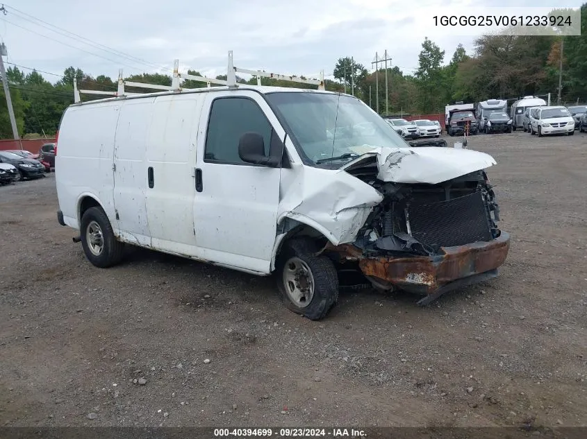 1GCGG25V061233924 2006 Chevrolet Express Work Van