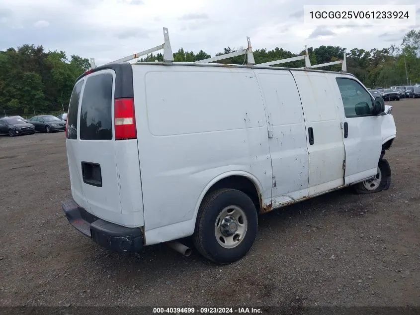 1GCGG25V061233924 2006 Chevrolet Express Work Van