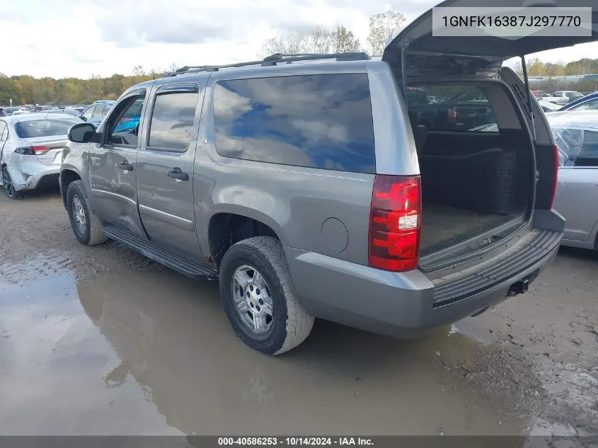 2007 Chevrolet Suburban 1500 Ls VIN: 1GNFK16387J297770 Lot: 40586253