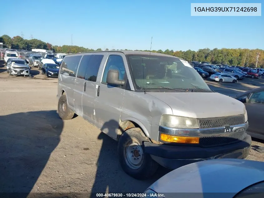 2007 Chevrolet Express G3500 VIN: 1GAHG39UX71242698 Lot: 40679830