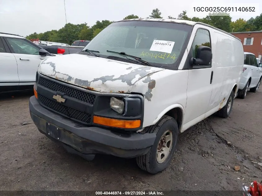 2009 Chevrolet Express 2500 Work Van VIN: 1GCGG25C691140652 Lot: 40446974