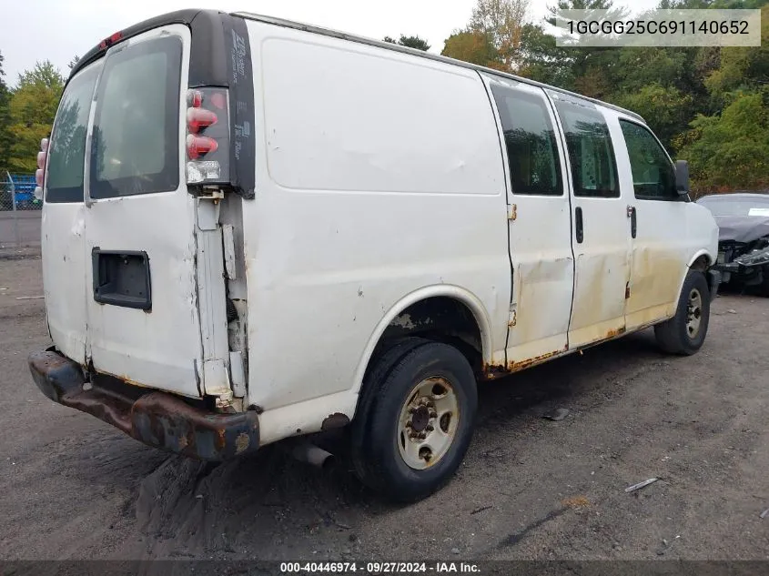 2009 Chevrolet Express 2500 Work Van VIN: 1GCGG25C691140652 Lot: 40446974