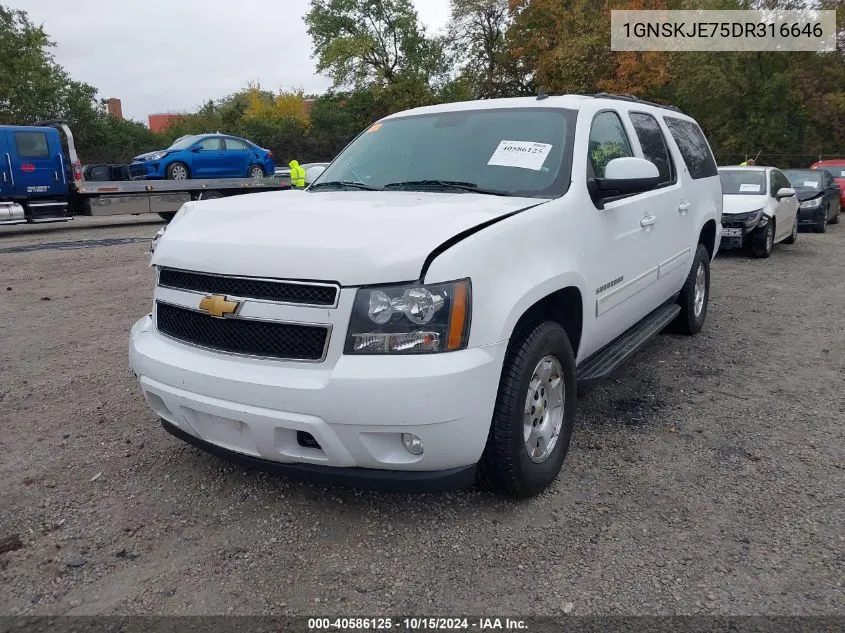 2013 Chevrolet Suburban 1500 Lt VIN: 1GNSKJE75DR316646 Lot: 40586125