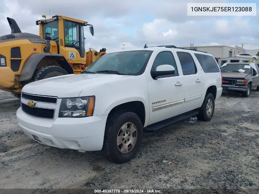 1GNSKJE75ER123088 2014 Chevrolet Suburban 1500 Lt