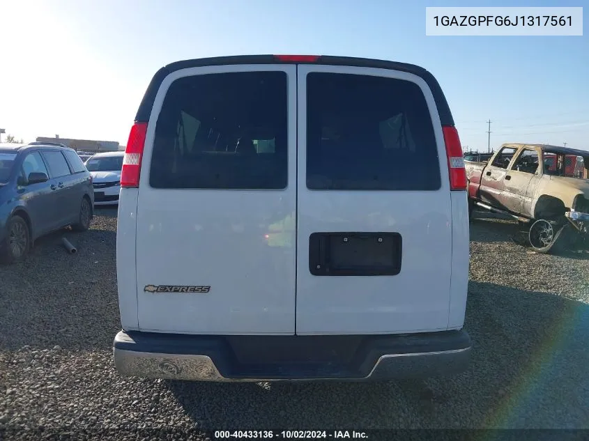 1GAZGPFG6J1317561 2018 Chevrolet Express 3500 Lt