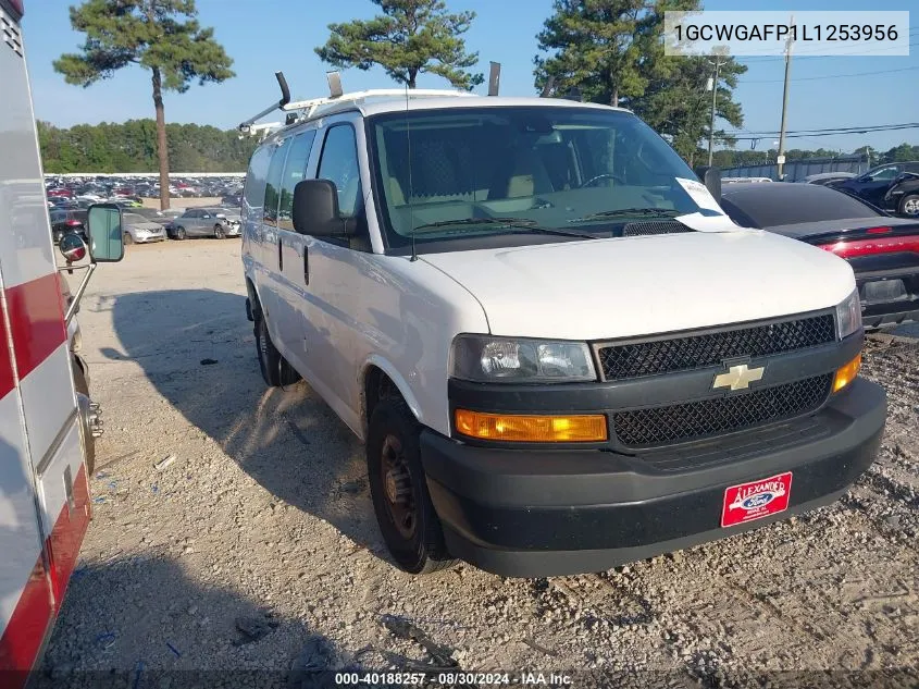 2020 Chevrolet Express Cargo Rwd 2500 Regular Wheelbase Wt VIN: 1GCWGAFP1L1253956 Lot: 40188257