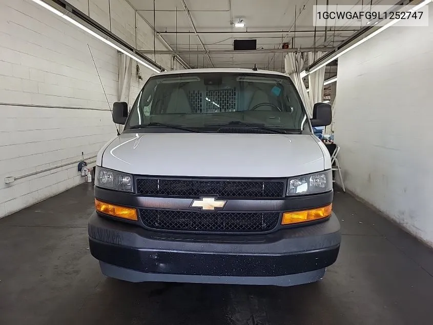 2020 Chevrolet Express Cargo Rwd 2500 Regular Wheelbase Wt VIN: 1GCWGAFG9L1252747 Lot: 40284593