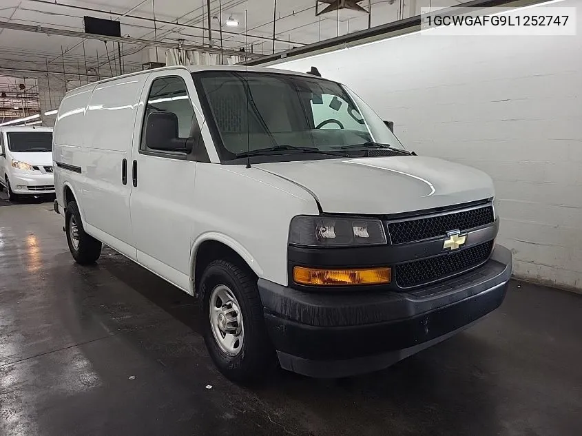 1GCWGAFG9L1252747 2020 Chevrolet Express Cargo Rwd 2500 Regular Wheelbase Wt