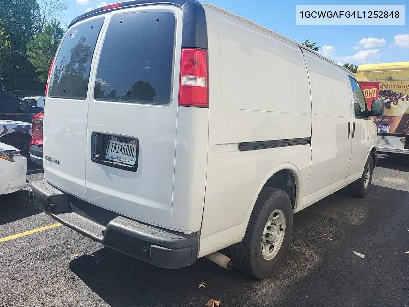 1GCWGAFG4L1252848 2020 Chevrolet Express G2500