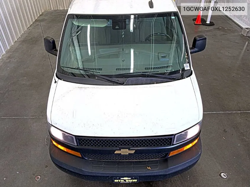 2020 Chevrolet Express Cargo Rwd 2500 Regular Wheelbase Wt VIN: 1GCWGAFGXL1252630 Lot: 40588981