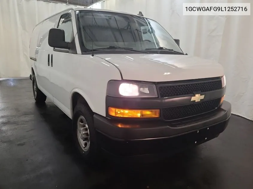 1GCWGAFG9L1252716 2020 Chevrolet Express G2500