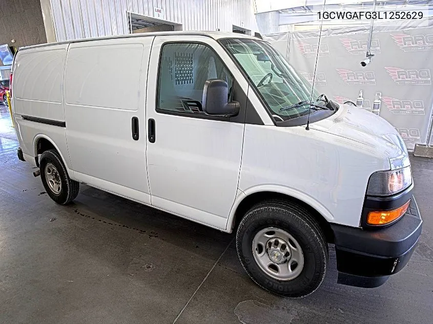 2020 Chevrolet Express G2500 VIN: 1GCWGAFG3L1252629 Lot: 40604716