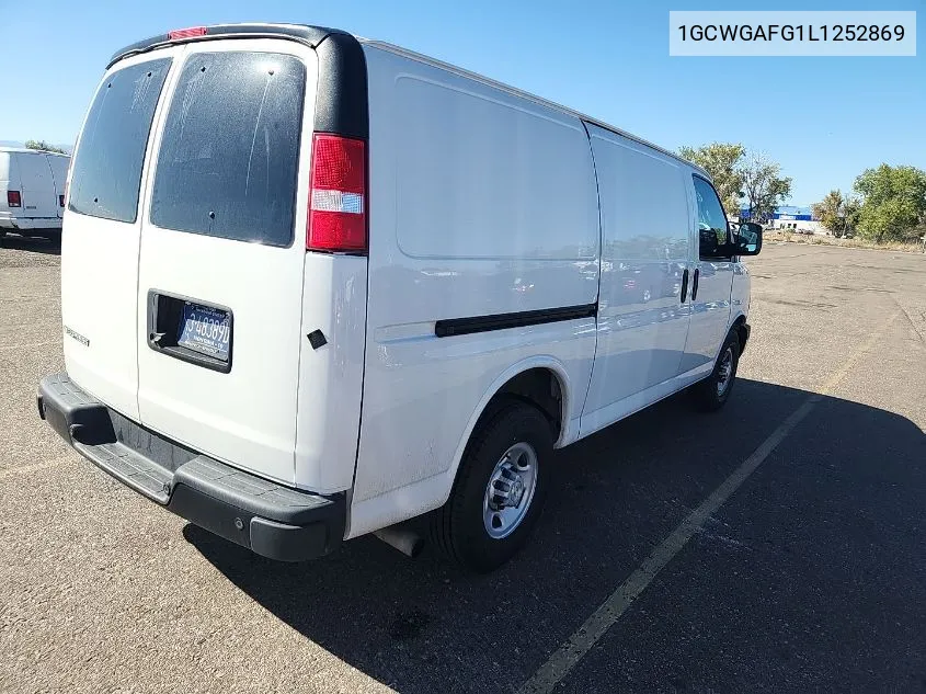 2020 Chevrolet Express Cargo Rwd 2500 Regular Wheelbase Wt VIN: 1GCWGAFG1L1252869 Lot: 40659401