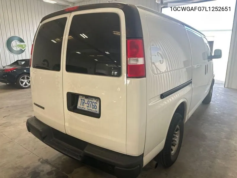 2020 Chevrolet Express G2500 VIN: 1GCWGAFG7L1252651 Lot: 40795112