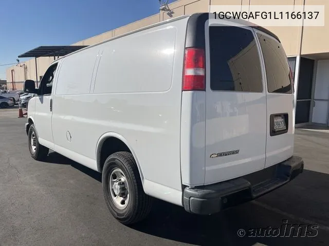 2020 Chevrolet Express Cargo Rwd 2500 Regular Wheelbase Wt VIN: 1GCWGAFG1L1166137 Lot: 40923838