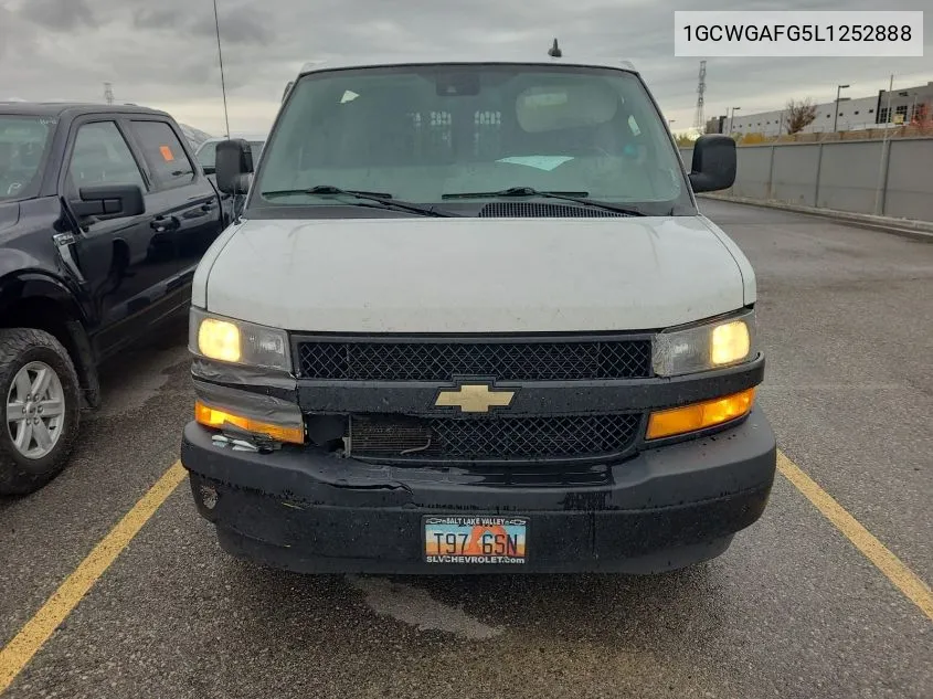 2020 Chevrolet Express Cargo Rwd 2500 Regular Wheelbase Wt VIN: 1GCWGAFG5L1252888 Lot: 40935852