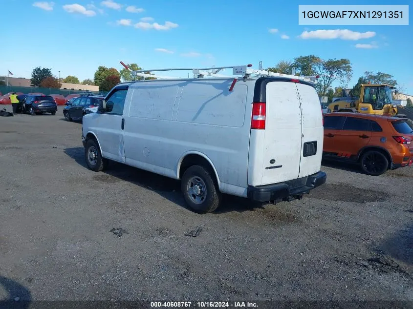 2022 Chevrolet Express Cargo Rwd 2500 Regular Wheelbase Wt VIN: 1GCWGAF7XN1291351 Lot: 40608767