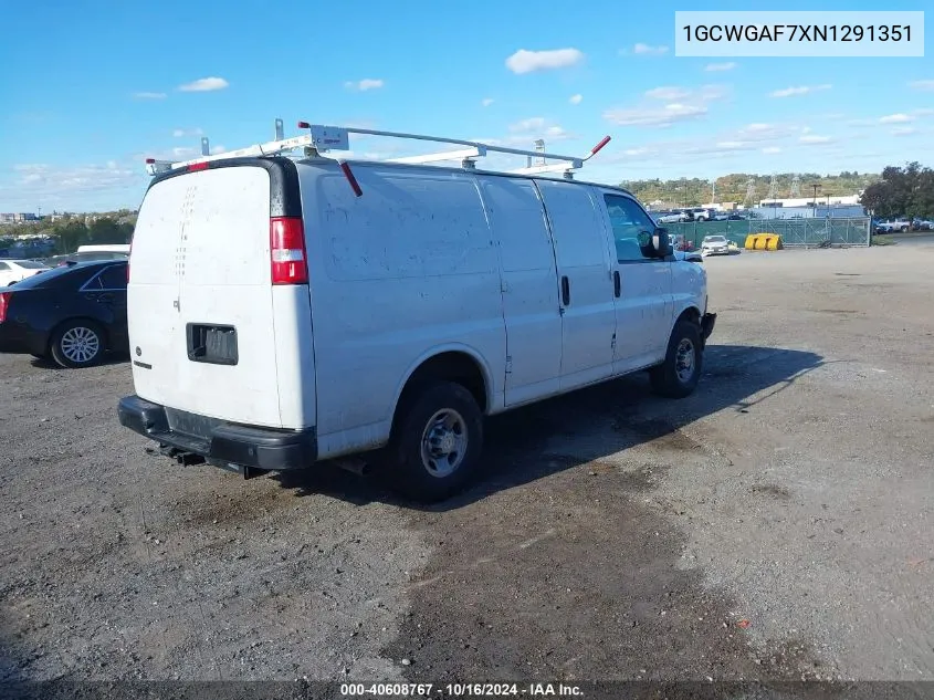 2022 Chevrolet Express Cargo Rwd 2500 Regular Wheelbase Wt VIN: 1GCWGAF7XN1291351 Lot: 40608767