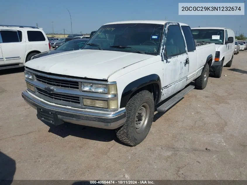 1992 Chevrolet Gmt-400 C2500 VIN: 2GCGC29K3N1232674 Lot: 40554474