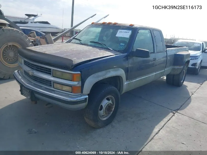 1995 Chevrolet Gmt-400 K3500 VIN: 1GCHK39N2SE116173 Lot: 40624069