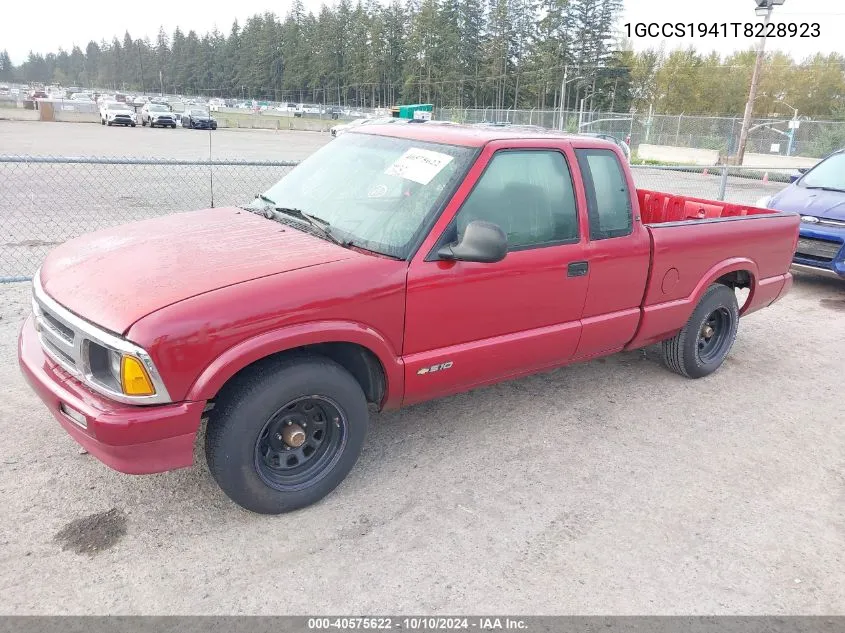 1996 Chevrolet S Truck S10 VIN: 1GCCS1941T8228923 Lot: 40575622