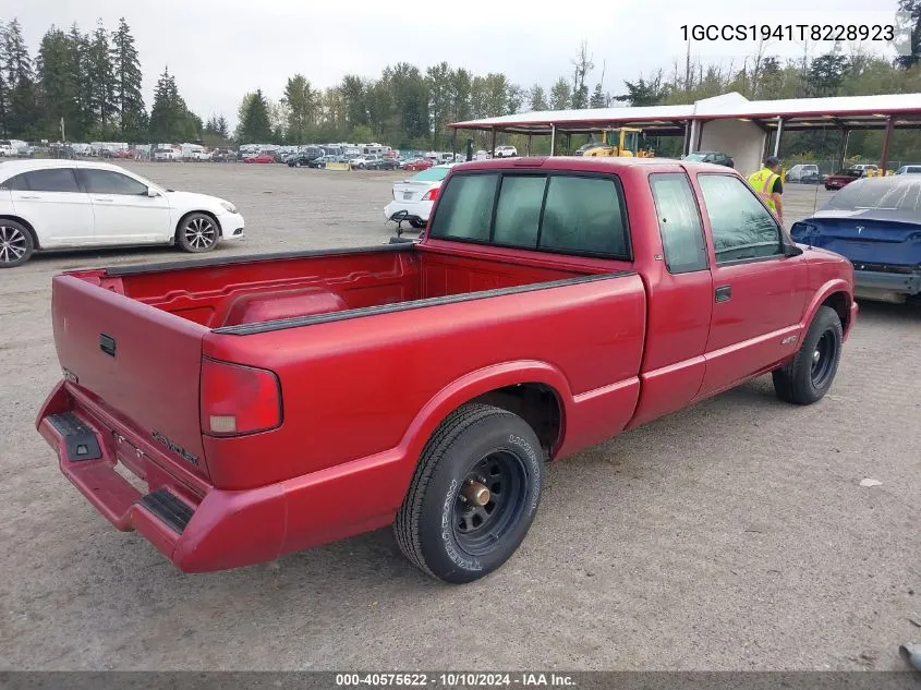 1996 Chevrolet S Truck S10 VIN: 1GCCS1941T8228923 Lot: 40575622