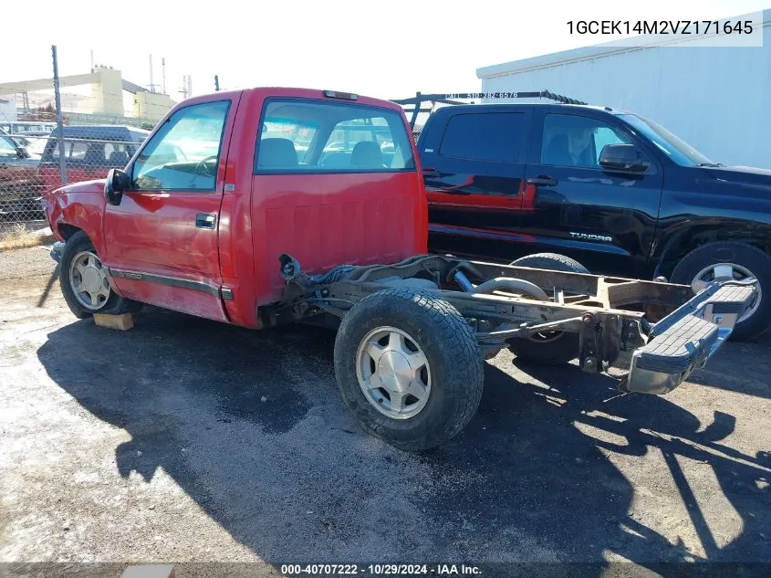 1997 Chevrolet K1500 Sportside VIN: 1GCEK14M2VZ171645 Lot: 40707222